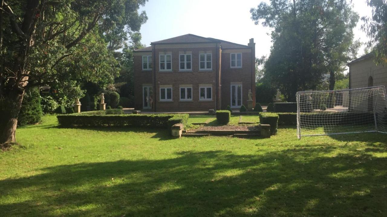 Old Park Villa Telford Exterior foto